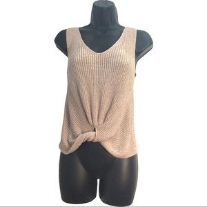 Moon & Madison Tan Knit Sleeveless Shirt Size Small